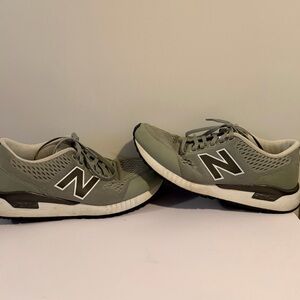 New Balance Light Green Sneakers